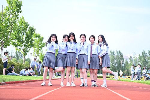 上一个差的高中还是去职高好？